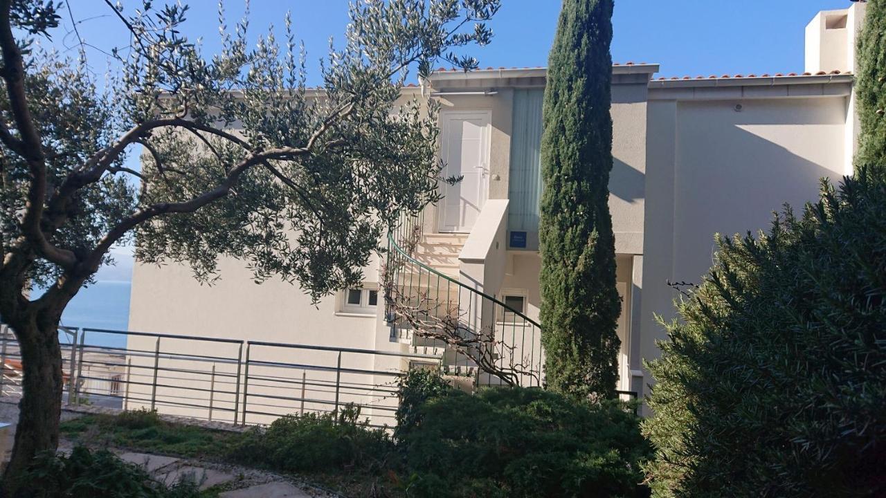 אומיס Apartment Sreta מראה חיצוני תמונה